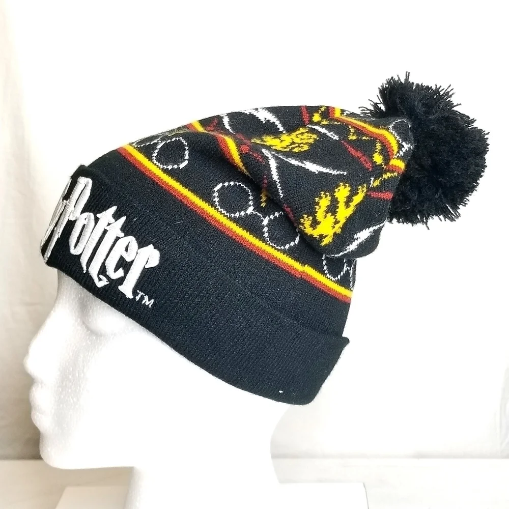 Harry Potter Gryffindor Logo Pompom  Knitted Beanie Hat, O/S
